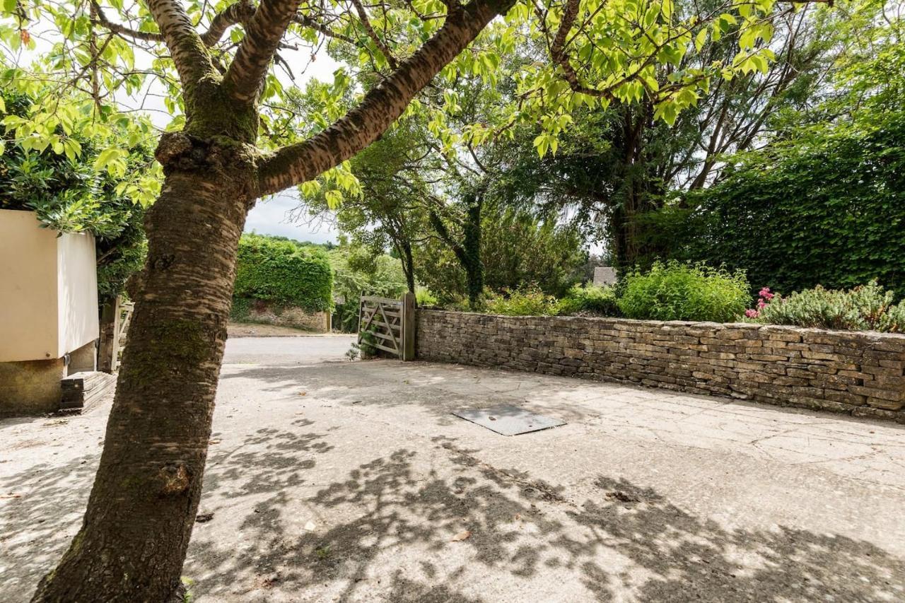 Architect Designed Cosy Cotswold Stone Cottage Quenington Экстерьер фото